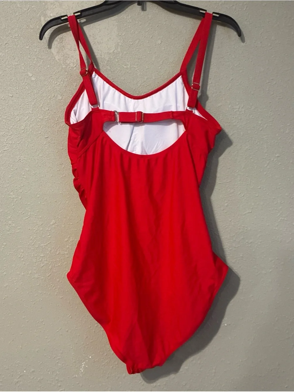 American Threads sleek red